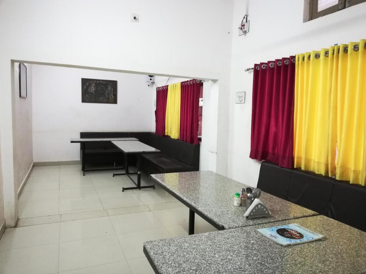 Hotel Shiv Regency Kukma Exterior photo